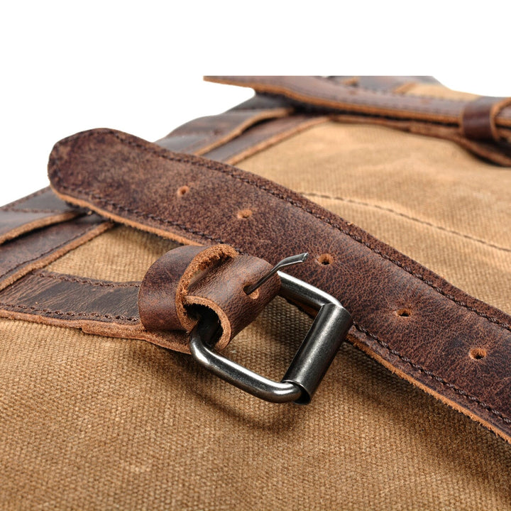 Halti | Vaxed Canvas Duffel Bag